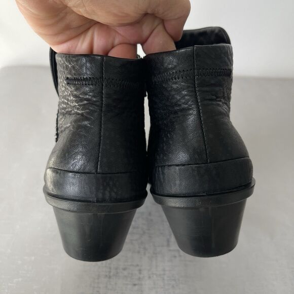 Ecco Skyler Black Leather Boots Womens 7 Waterproof Chelsea Bootie Low Wedge - Picture 5 of 13